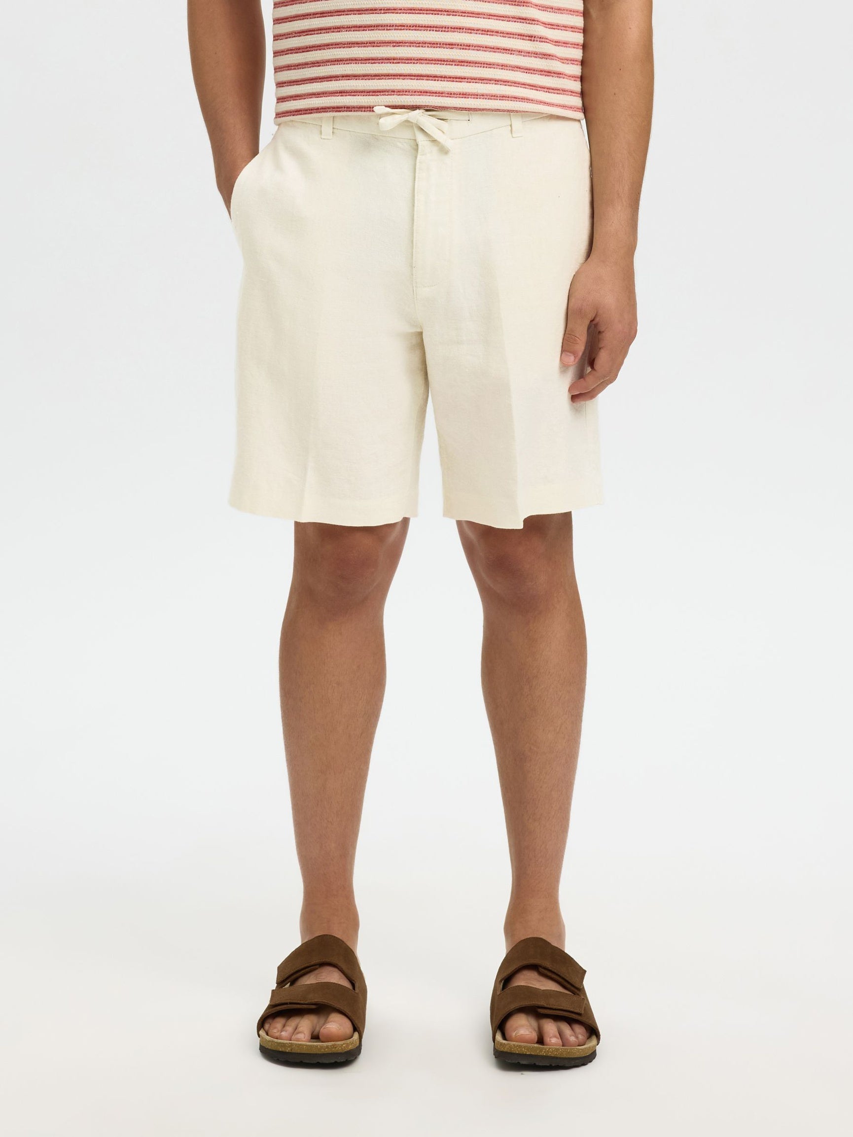 REGULAR FIT LINEN-BLEND SHORTS - CLOUD DANCER