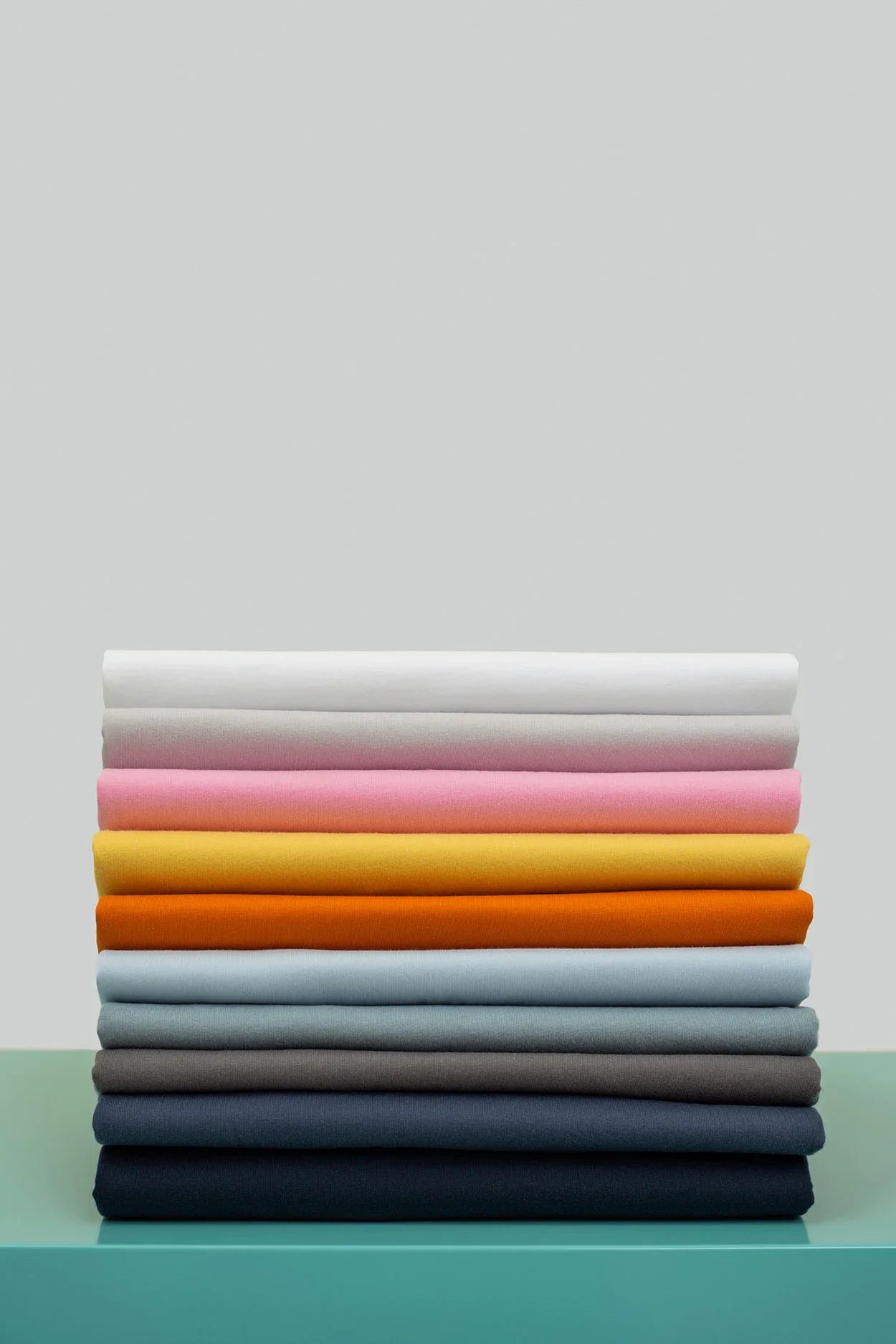 COLORFUL STANDARD