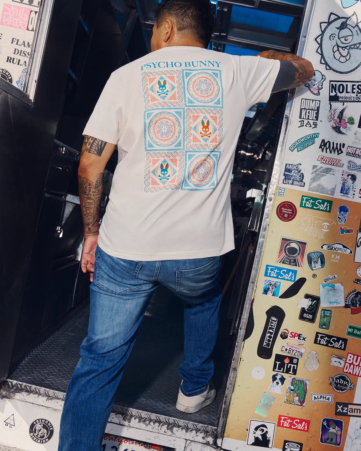 Mens Frank Back Graphic Tee - Pristine